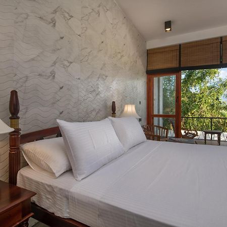Ceylon Breeze Sigiriya Hotel Екстериор снимка