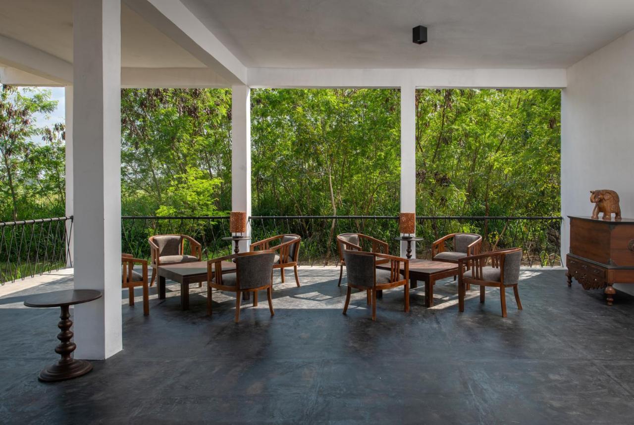 Ceylon Breeze Sigiriya Hotel Екстериор снимка