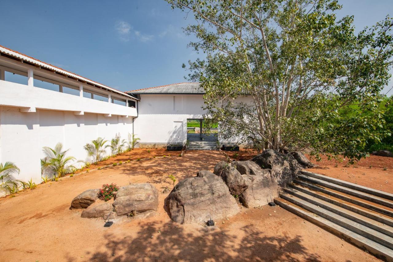 Ceylon Breeze Sigiriya Hotel Екстериор снимка